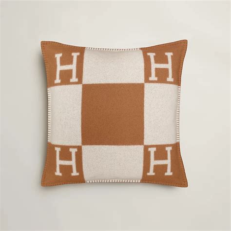 hermes avalon kissen|Avalon throw blanket .